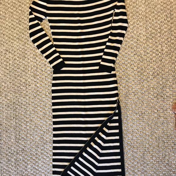 Black & White/off-white stripped maxi sweaterdress - Picture 4 of 6